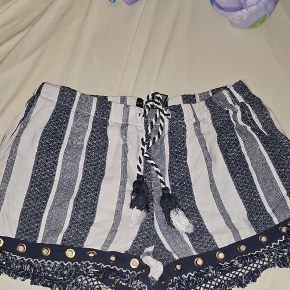 Rewash High Waist Blue and White Striped 2 Pocket Shorts - Picture 1 of 3